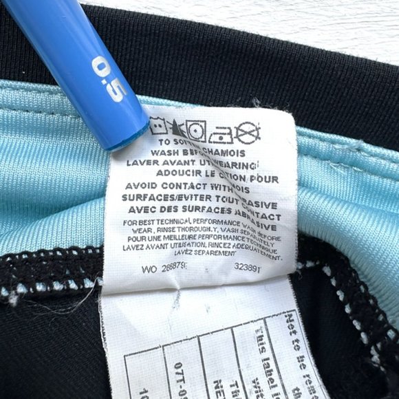 SUGOI Womens Cycling padded shorts 88% Nylon 12% spandex XS - Picture 7 of 9